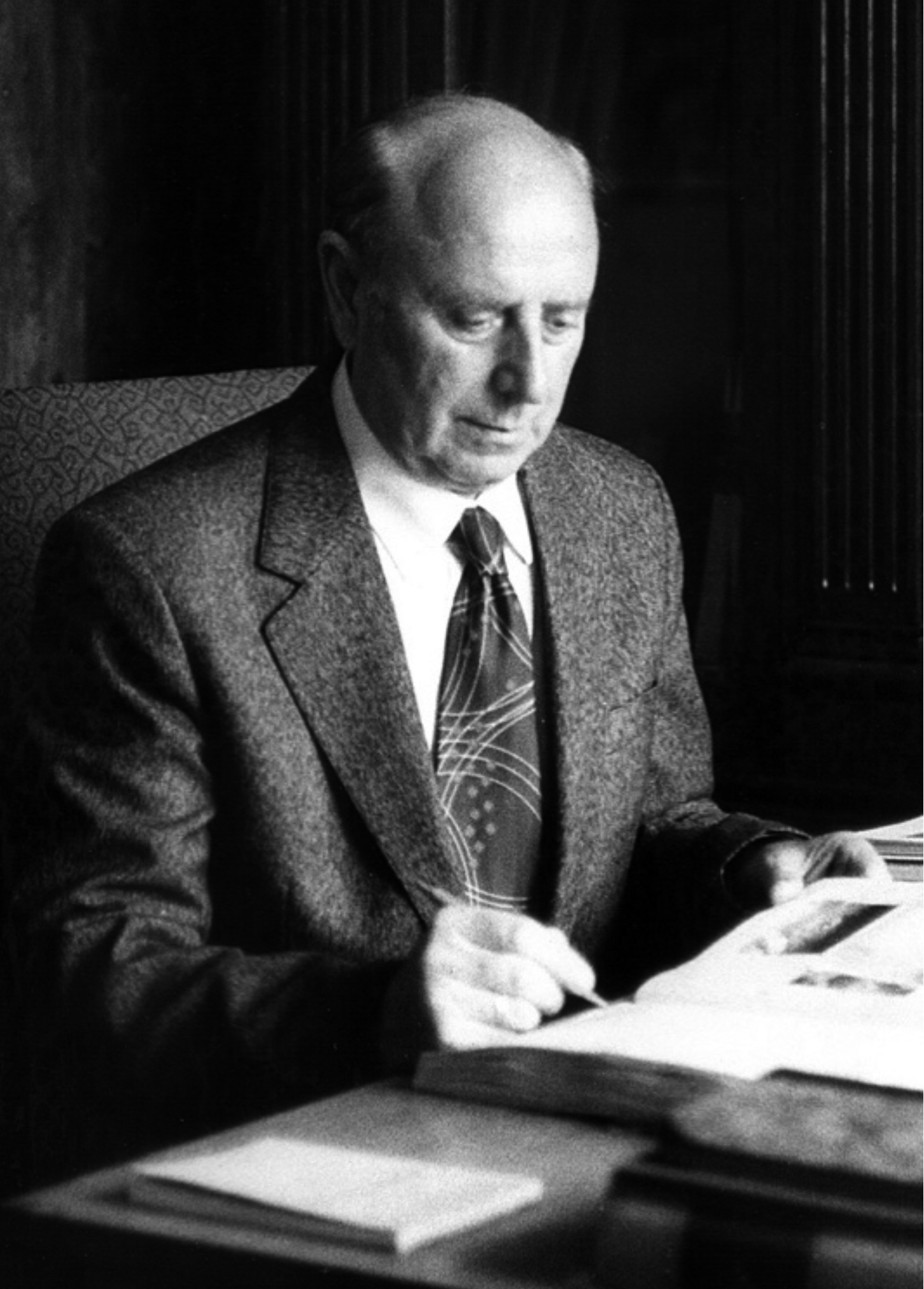 Une image contenant personne, habits, Visage humain, homme Description générée automatiquement